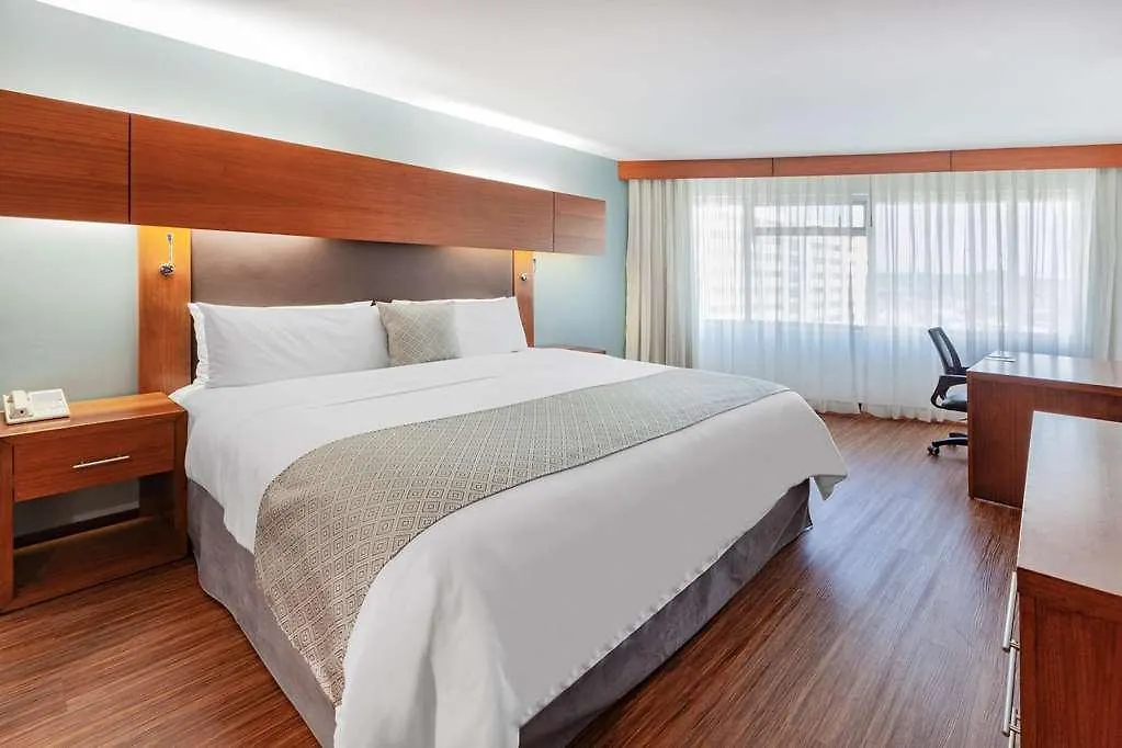 Hotel Tryp Guayaquil