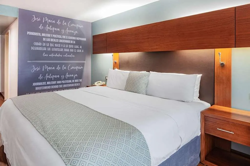 Hotel Tryp Guayaquil 0*,  Ecuador