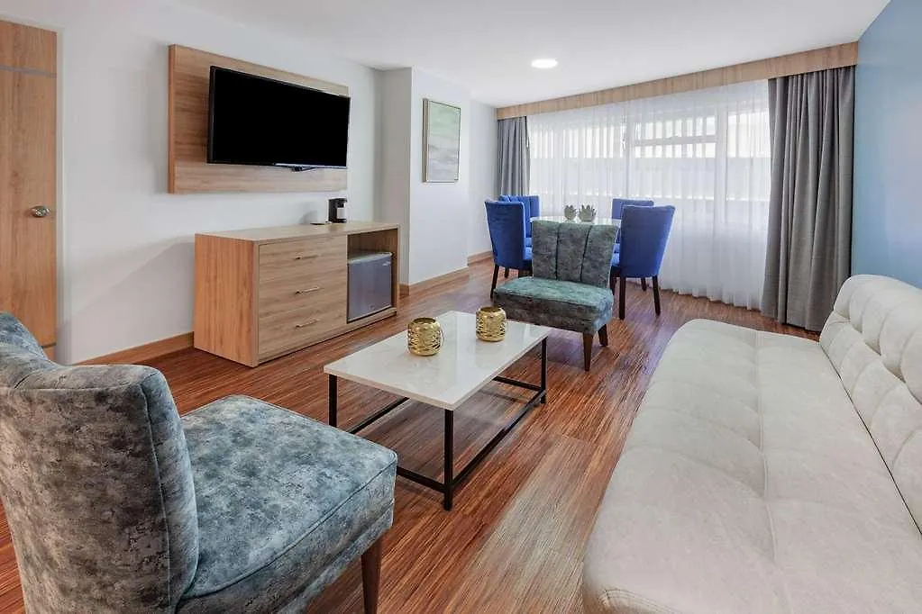 Hotel Tryp Guayaquil
